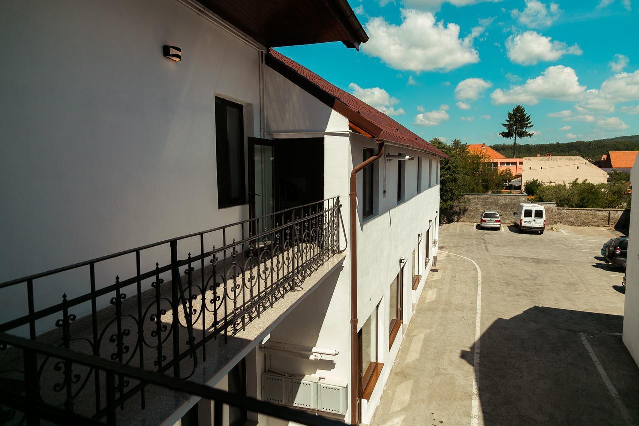 Făgăraş Elegant House酒店 外观 照片