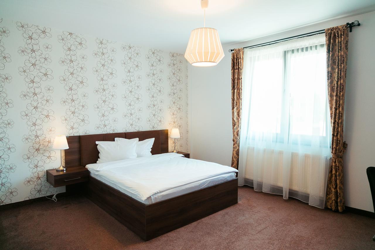 Făgăraş Elegant House酒店 外观 照片